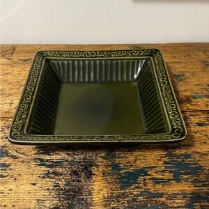 Olive Green Ceramic Square Serving Bowl with Decorative Rim